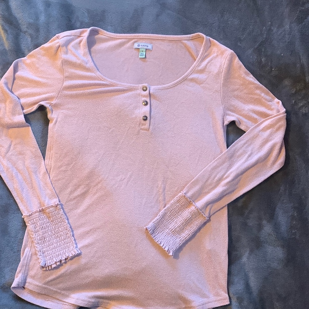 Susana long sleeve light shirt in a small